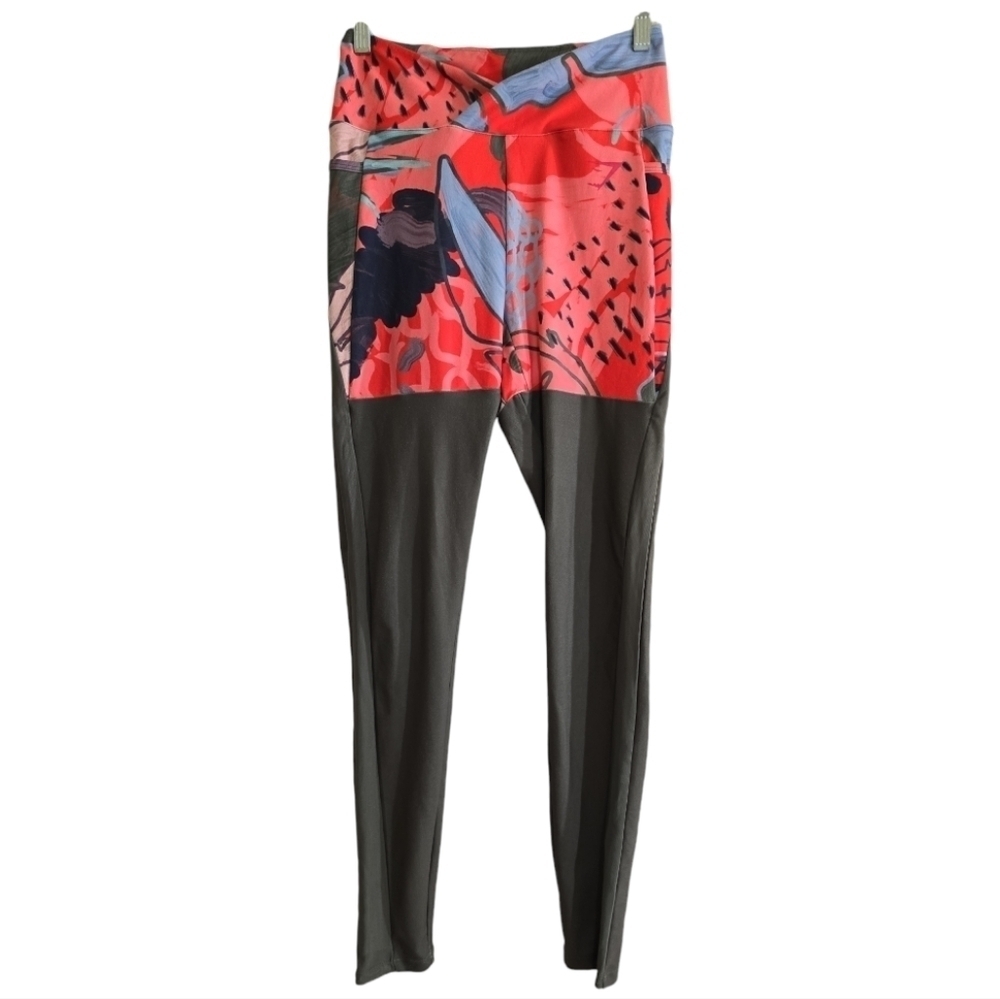 Gymshark Nikki Blakketter Limited Edition Olive Pineapple Leggings Small V Waist - Picture 4 of 12